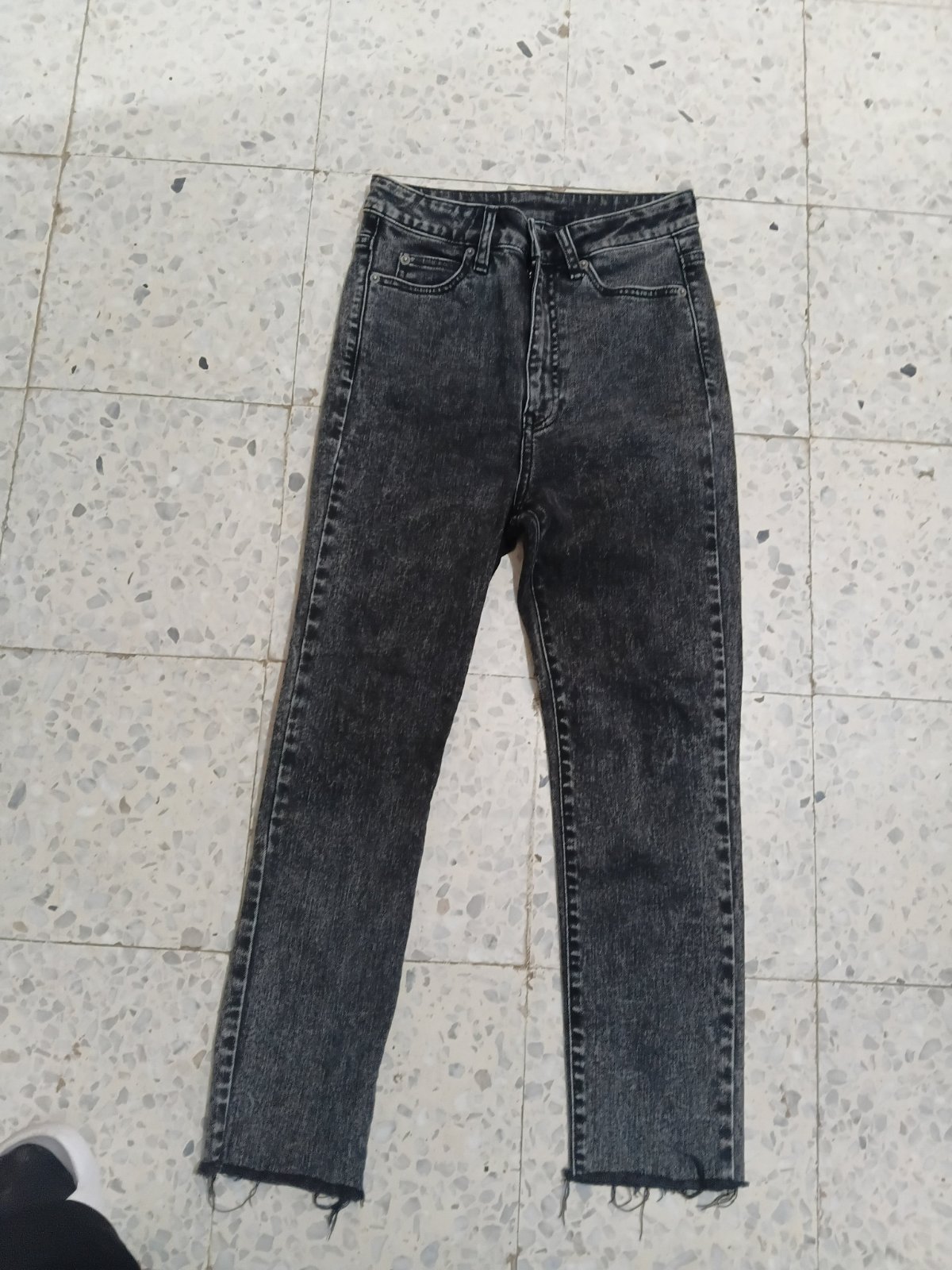 Pantalon pour fille ylabes 34 et 36 12 et 14 ans neuf 