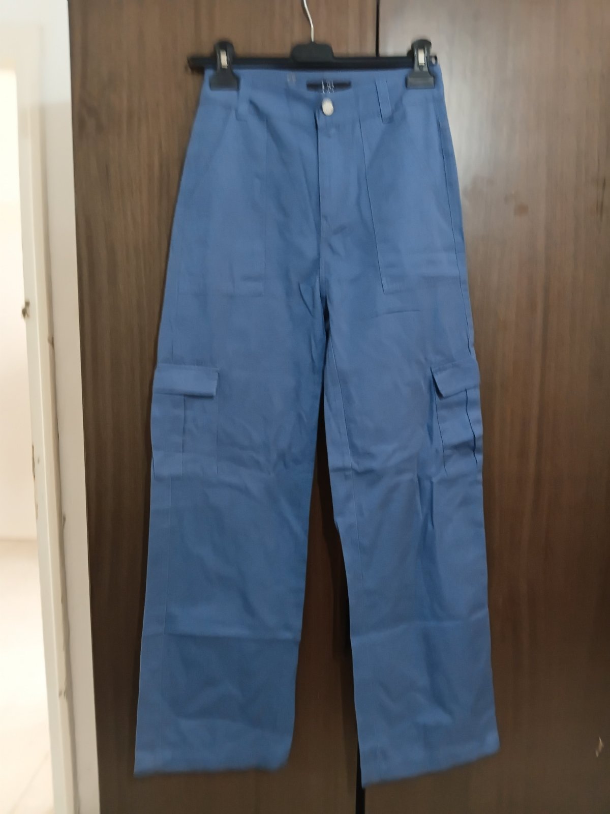 Pantalon large ylabes taille  36 38 neuf jamais porté 