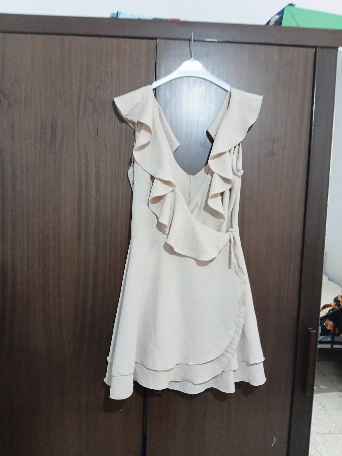 Robe très jolie neuf tlabes s et m portefeuille 