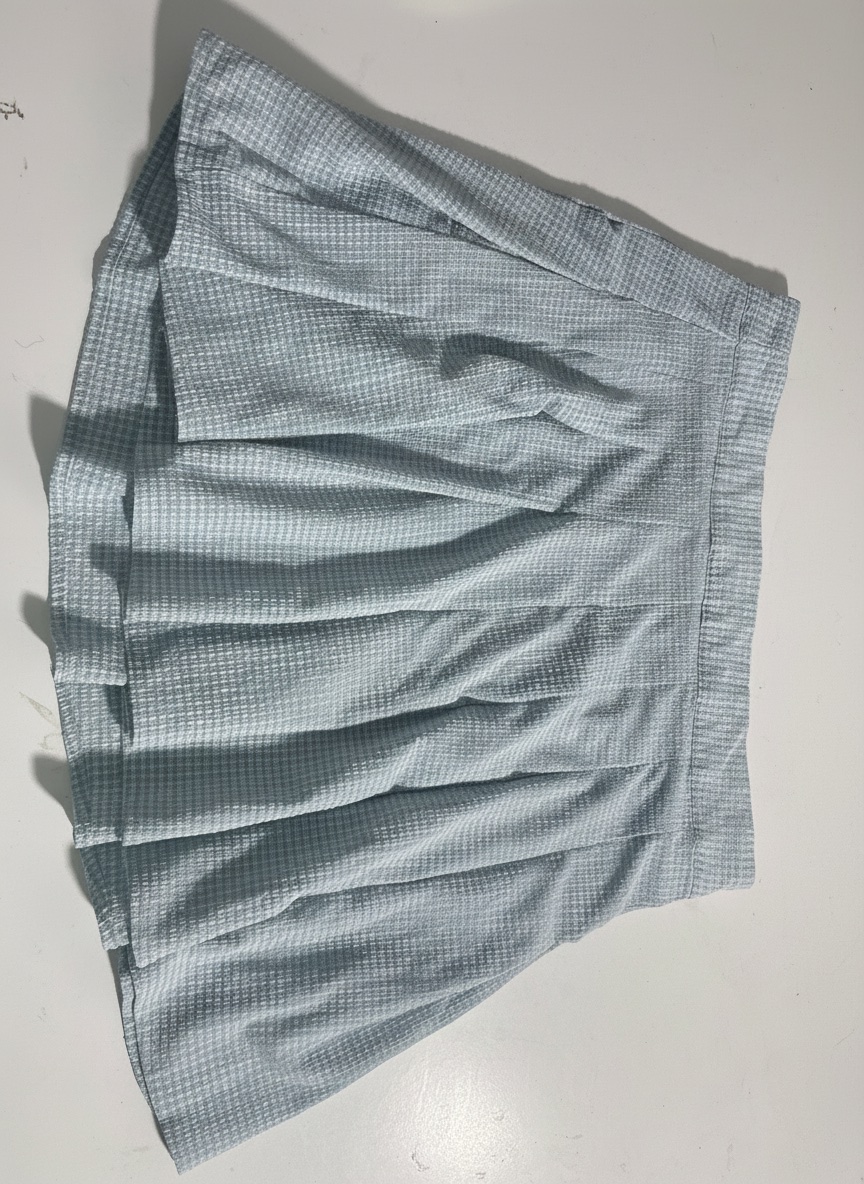 Magnifique jupe plissèe bleu🩵🤍