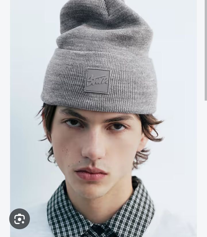 4 bonnet(noire,gris claire,gris foncé et bouteille vert)