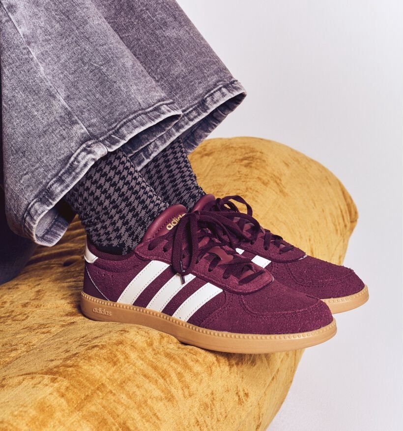 Baskets burgundy 