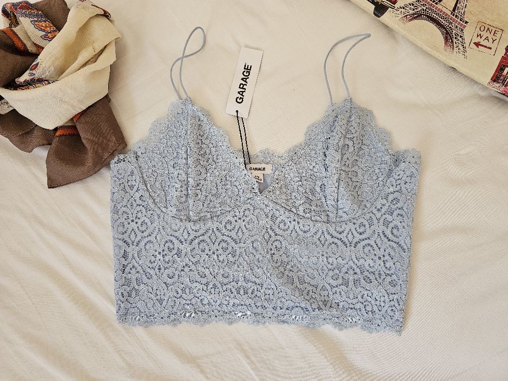 Haut dentelle tres beau et sexy 🔥💙