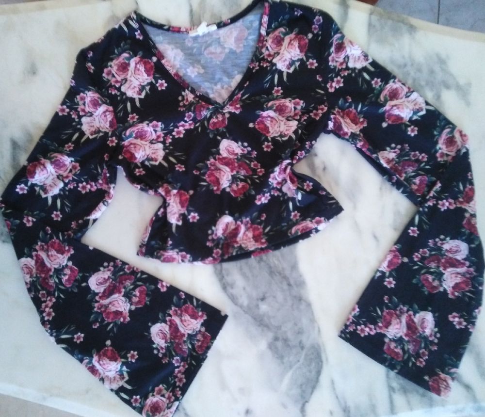 Cute floral crop top