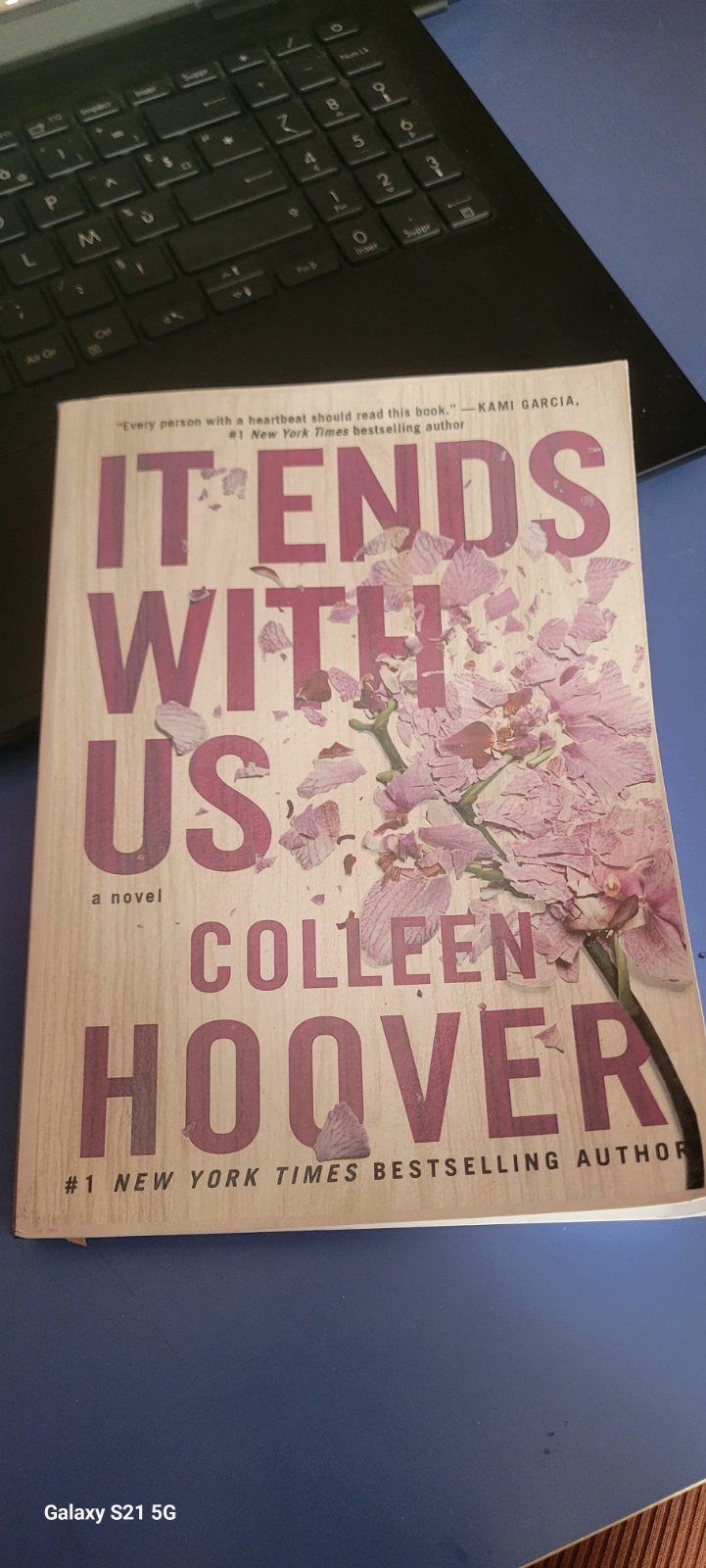 Lot Roman IT ENDS WITH US + Ugly love 