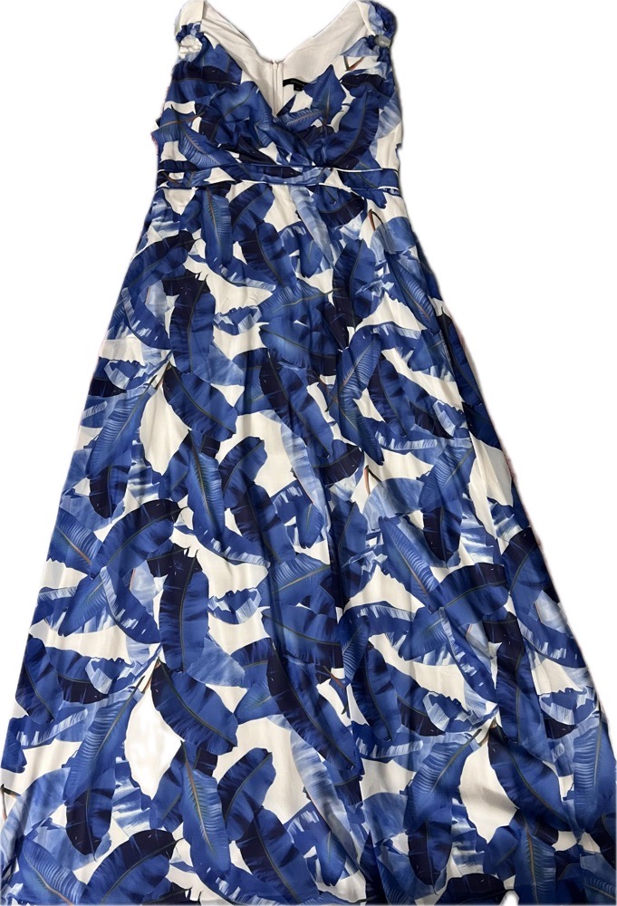 Robe motif bleu