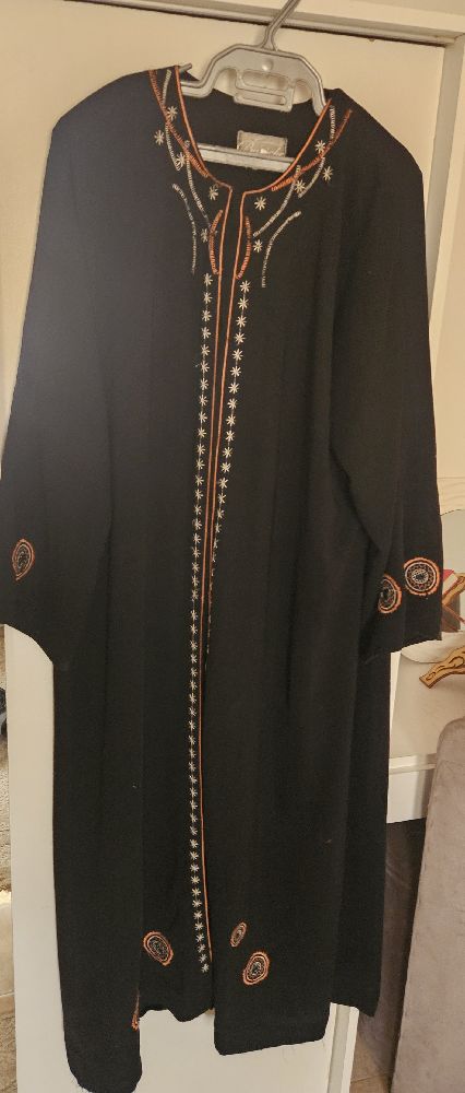 abaya noir