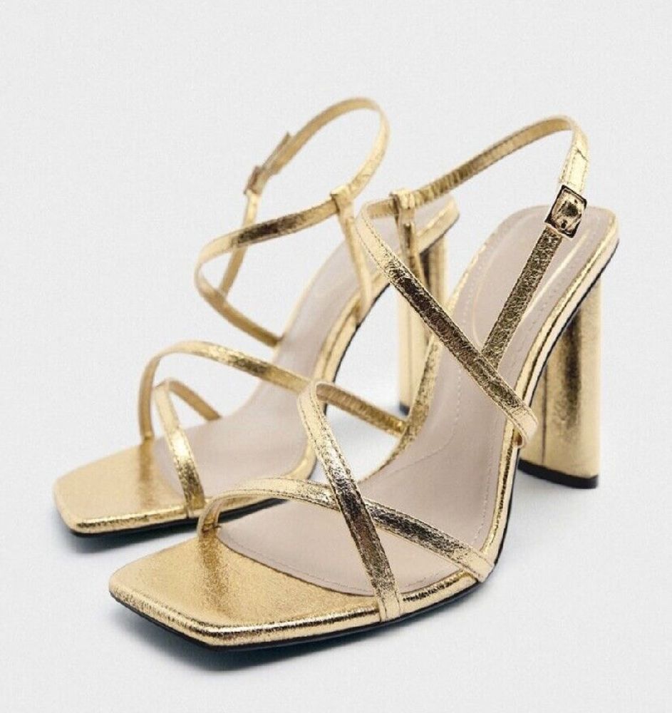 Sandal zara