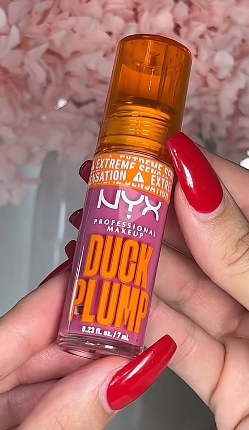 DUCK PLUMP HIGH PIGMENT PLUMPING LIP GLOSS