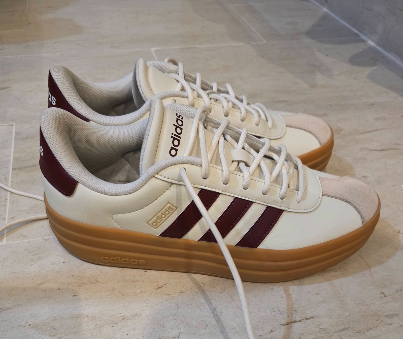 Adidas authentique porte 3 fois 