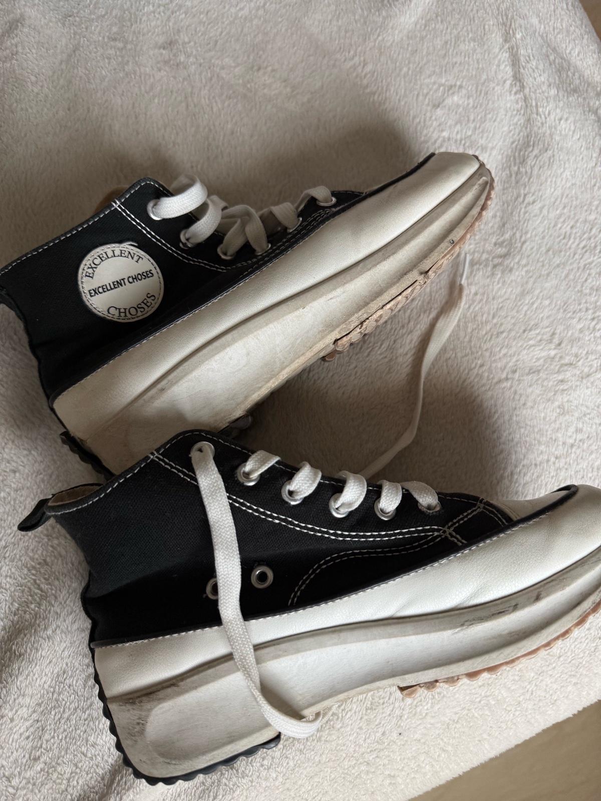 Des chaussures