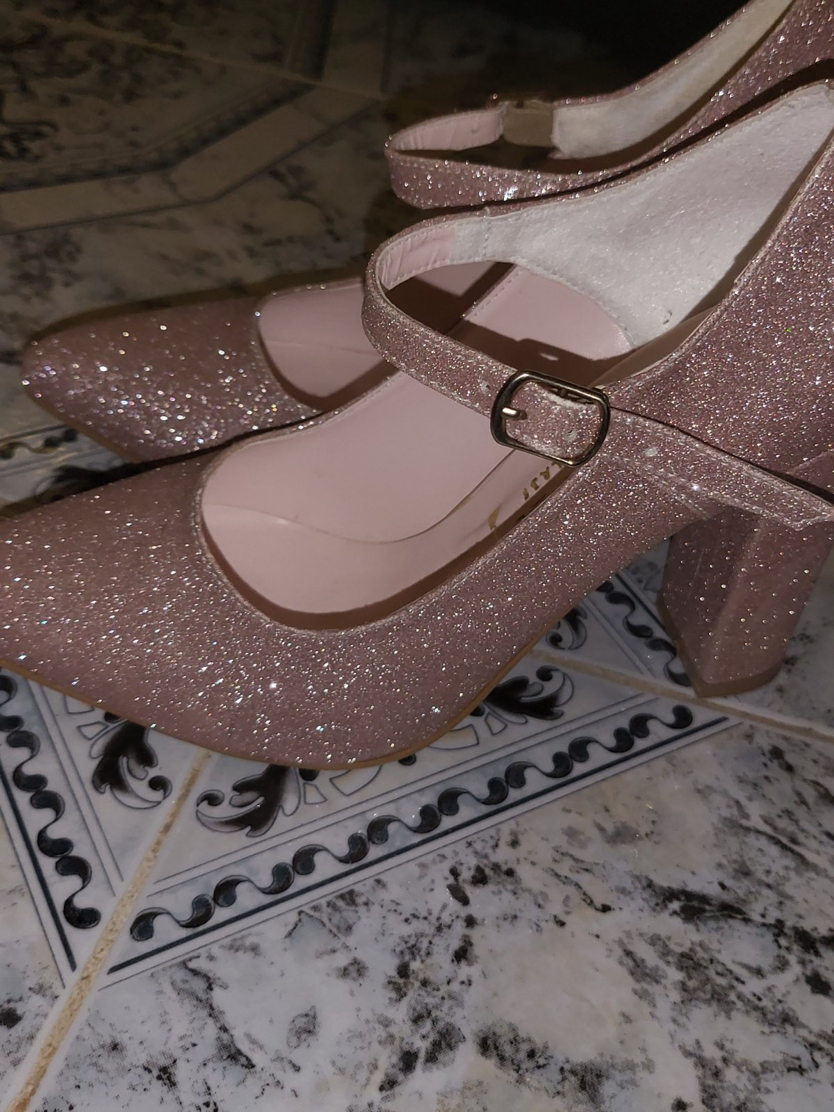 Talon taille 37