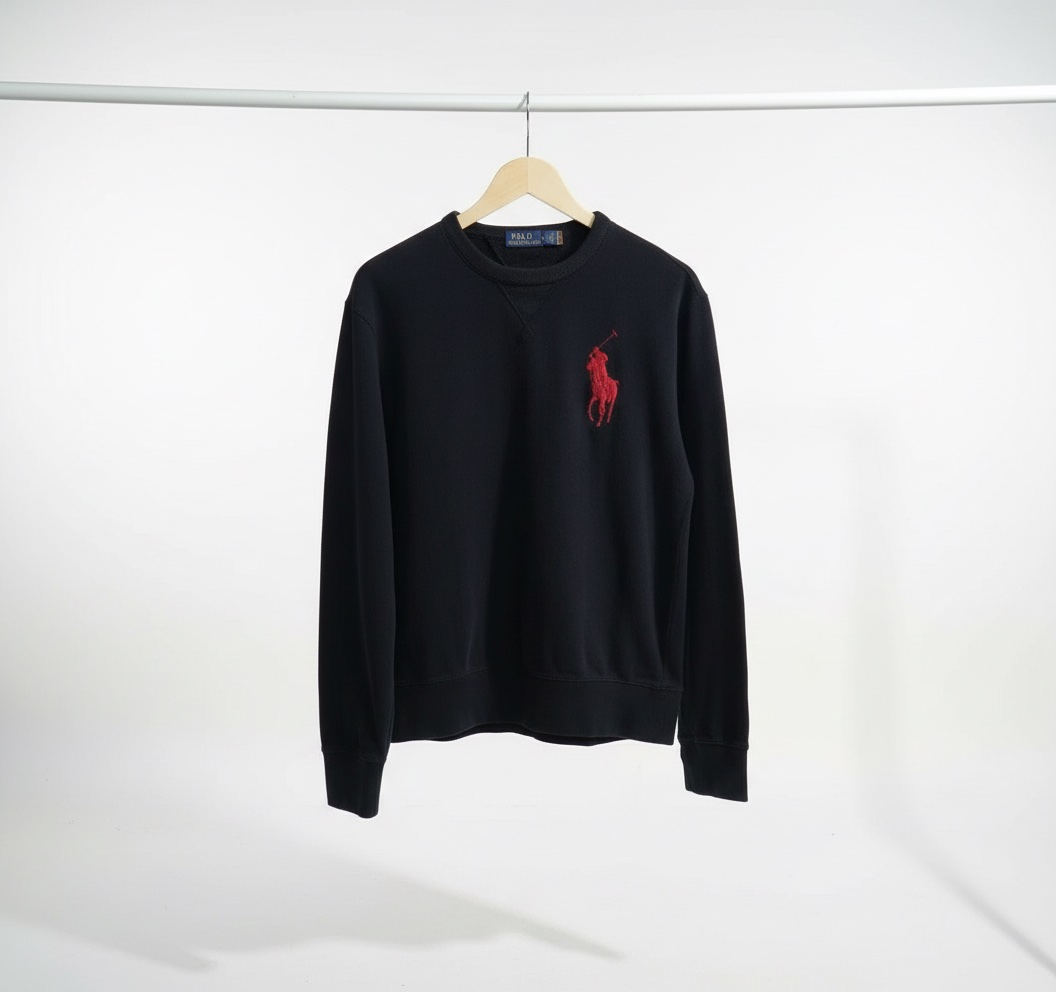 Sweat-shirt Polo Ralph Lauren noir à manches longues doté du logo Pony Player brodé en rouge sur la poitrine