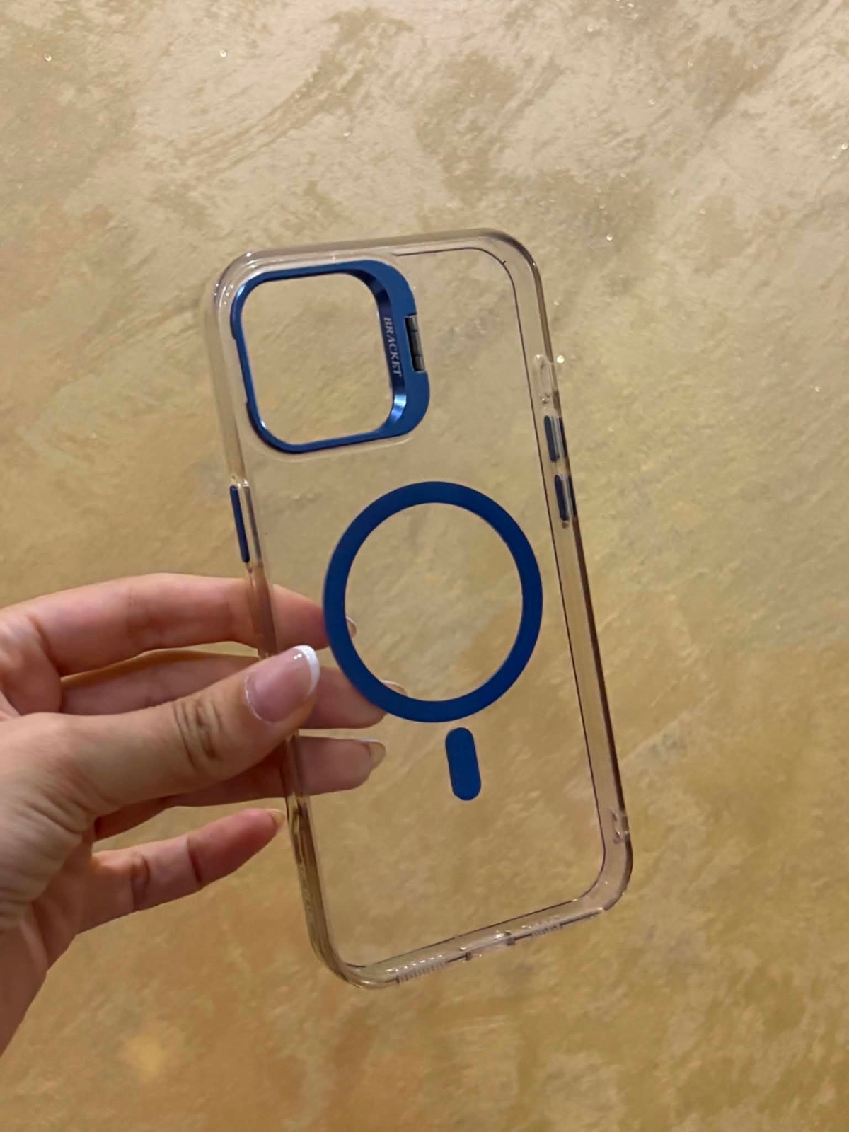 Coque iphone 16 plus Neuffff