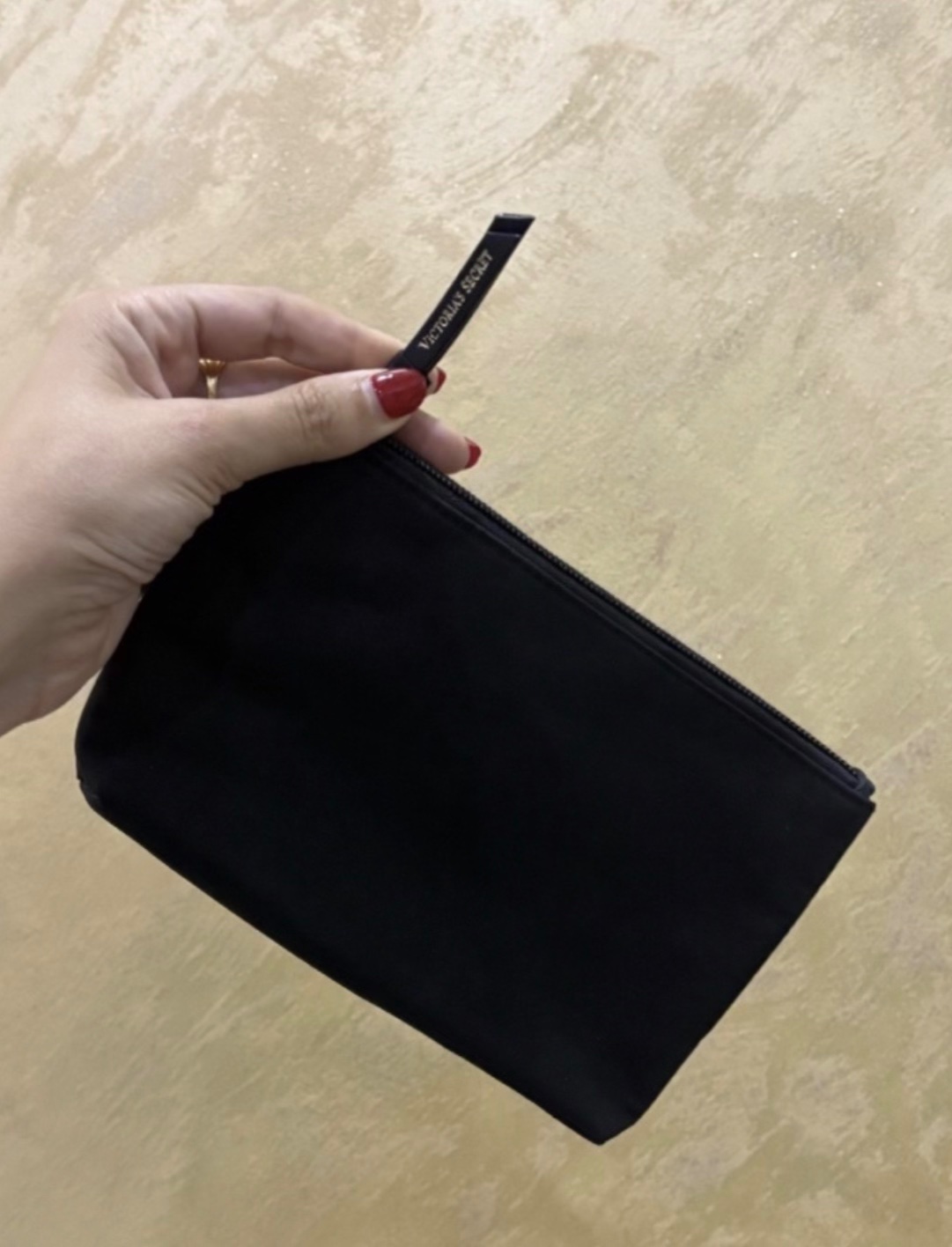 Trousse Victoria's Secret noire authentique neuve