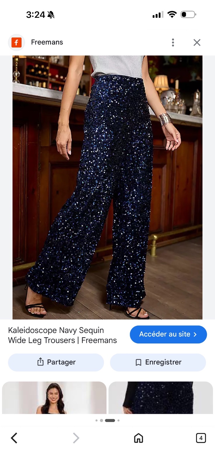 Pantalon bleu marine à sequins de chez C&A en  une coupe large et une taille élastique confortable 