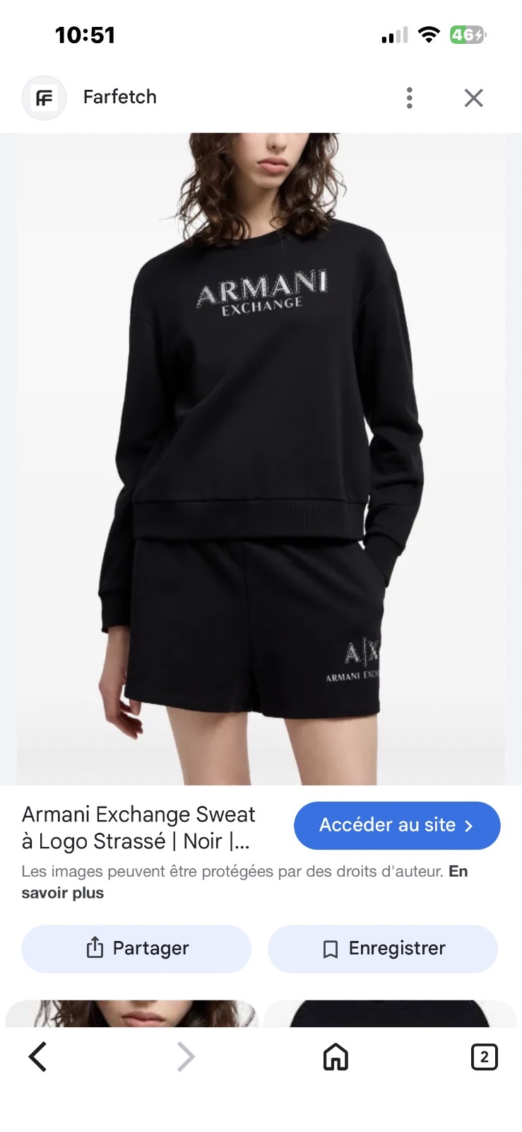 Sweat-shirt pour femme de la marque Armani Exchange, caractérisé par son logo imprimé sur la poitrine et une fermeture éclair au niveau du co