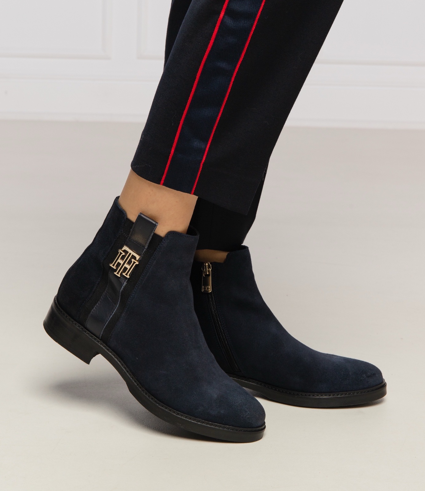 Bottines en daim noir Tommy Hilfiger authentique 