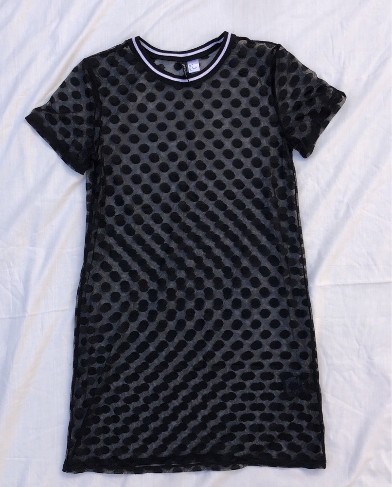 Robe cache maillot