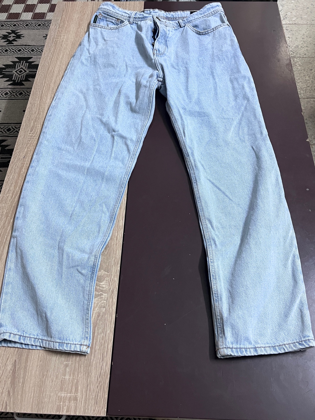 Pantalon jean comme neuf jamis portee 