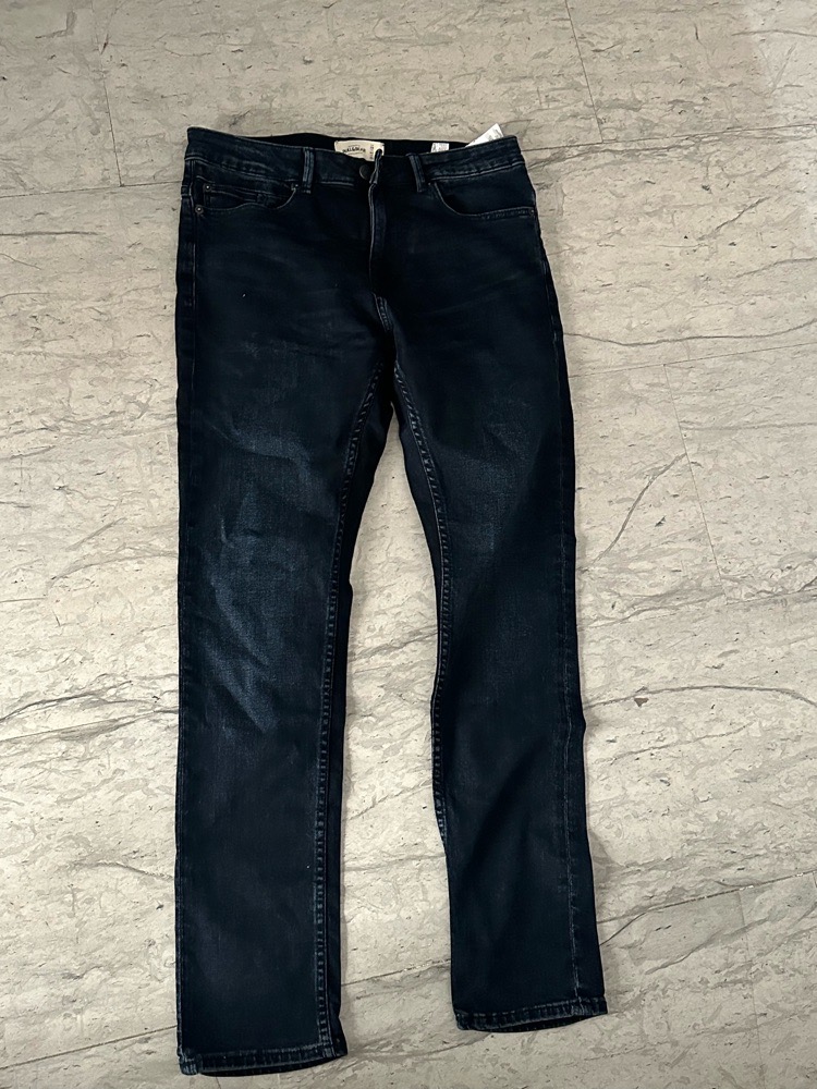 Jean pull and bear