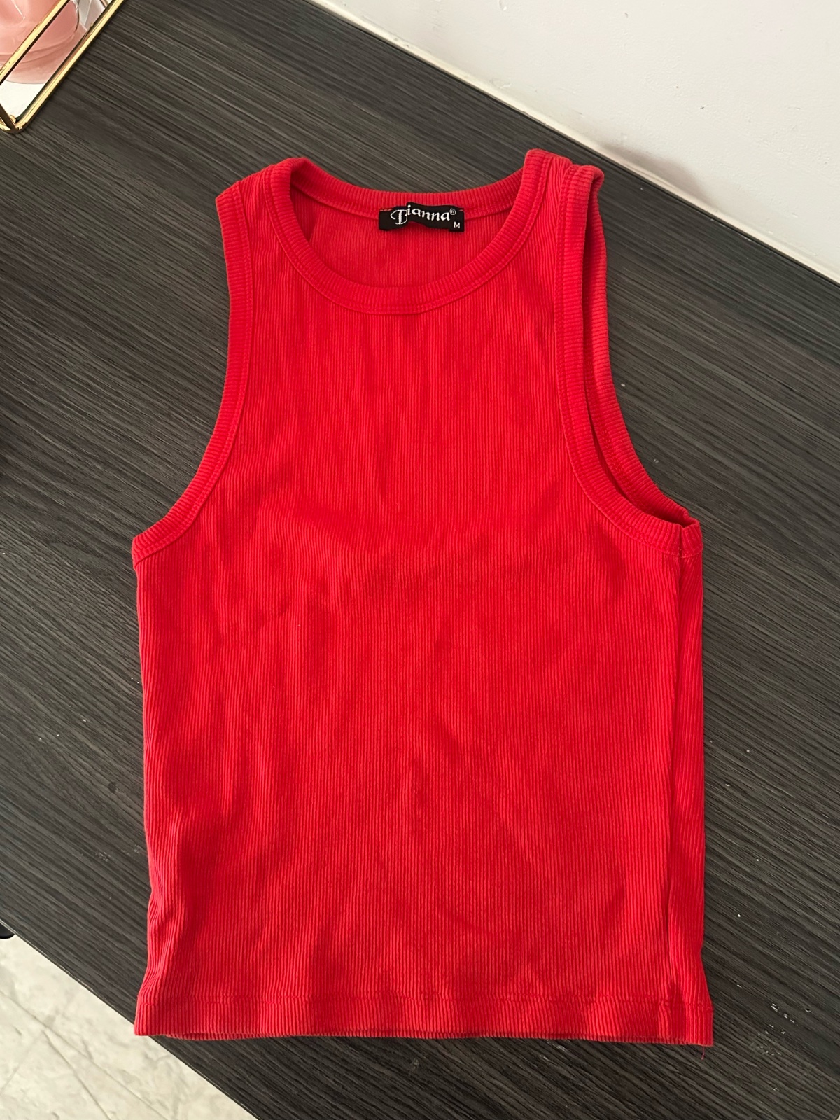 Top rouge