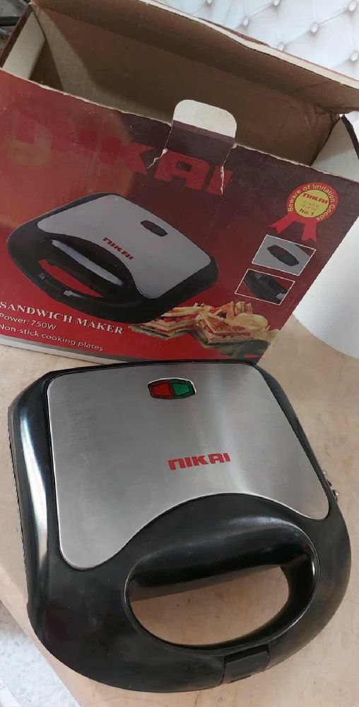 Appareil panini 🥪🌮🌭🍔🧇🌯🍞