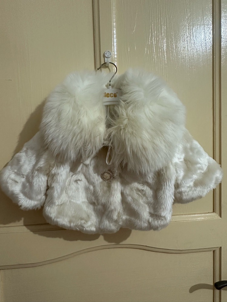 Manteau forrure trés chic pour fillette