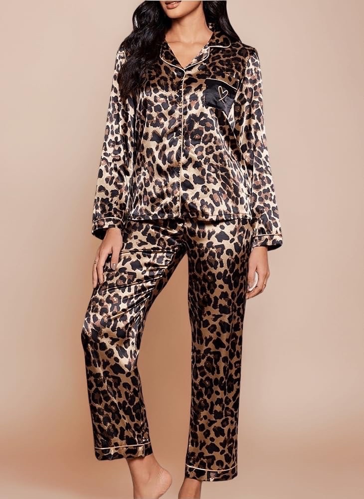 Pyjamas leopard en satin 