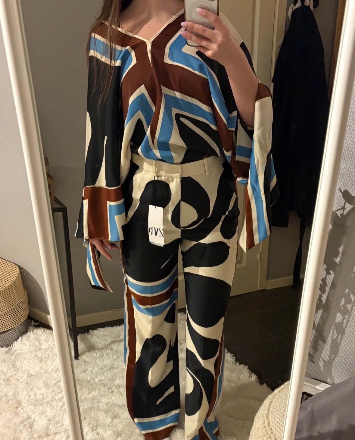 Ensemble blouse a nouer et pantalon zara