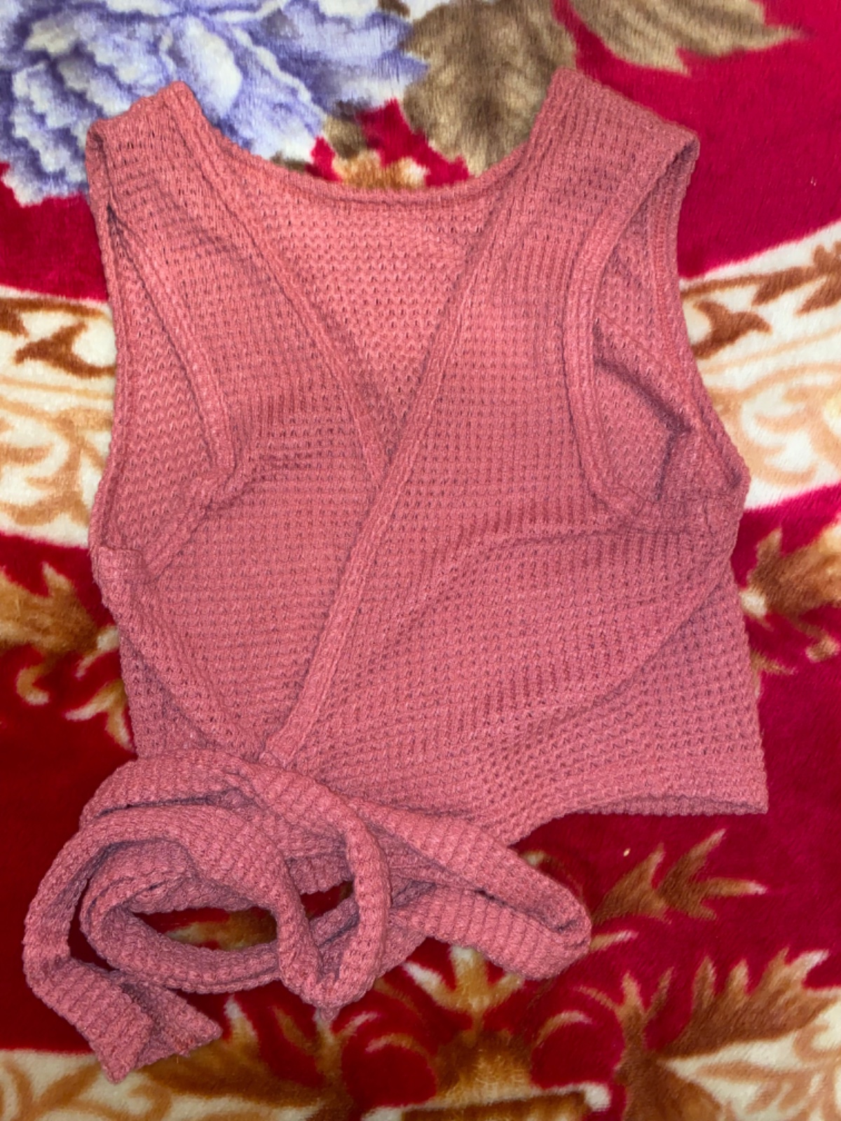CROP, top,  pour 10 dinars le top