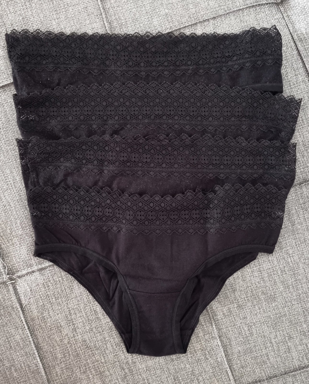 Lot de 4 culottes noirs 