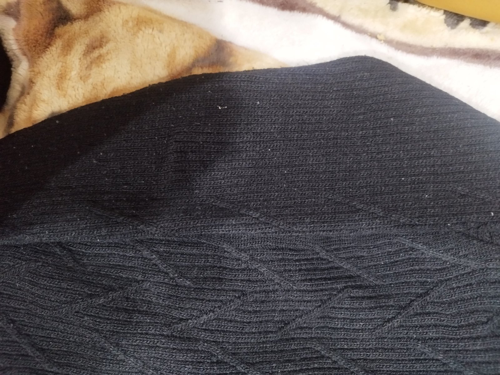 Pull noire 