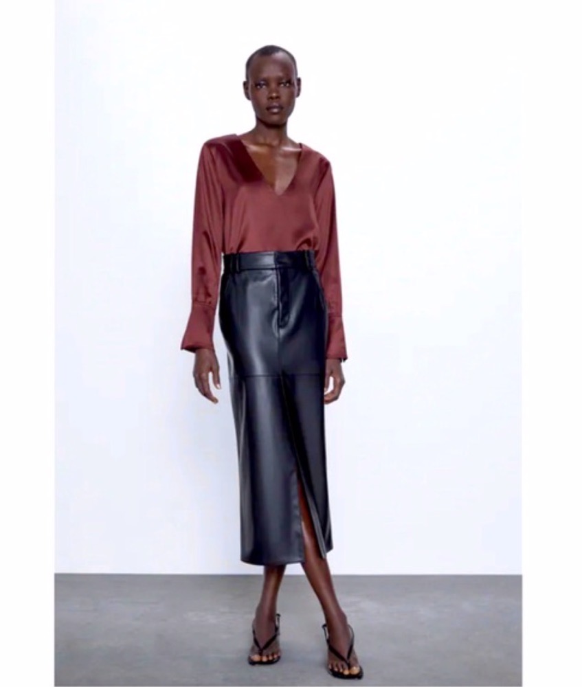 Chemise en satin Zara 