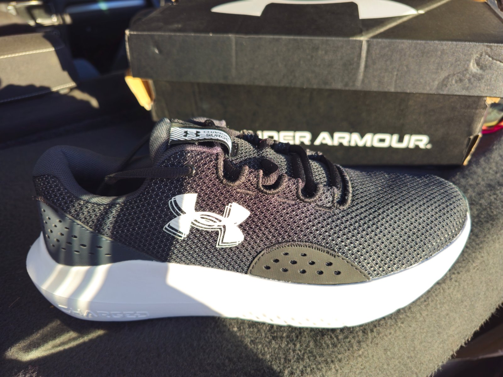 Basket under armour homme neuf 