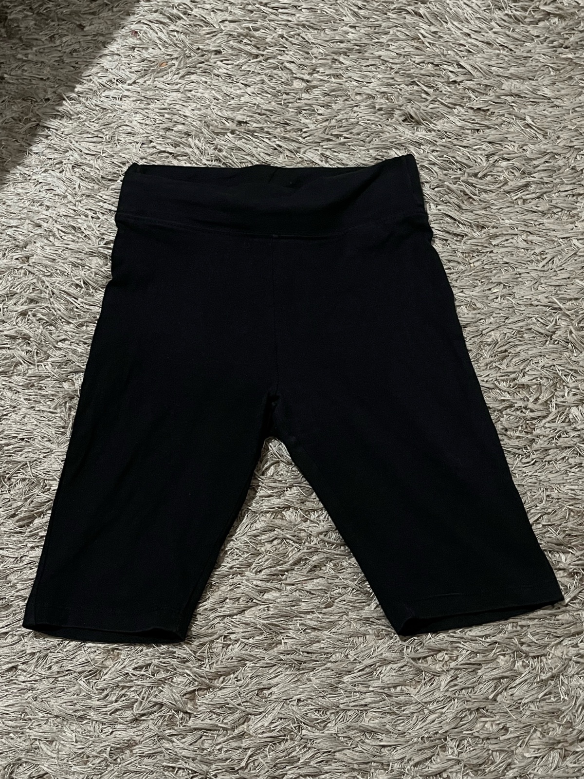 Short noir 