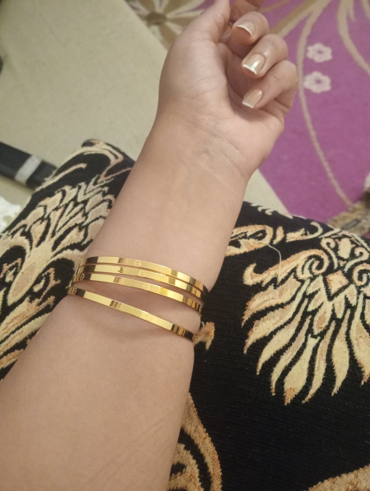 5 chnechen modèle cartier 