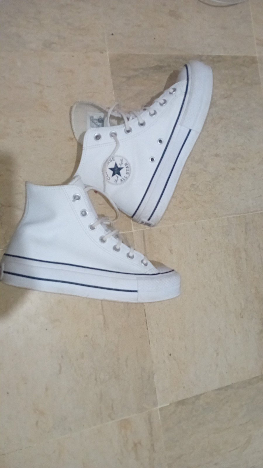 Converse blanc athentique 