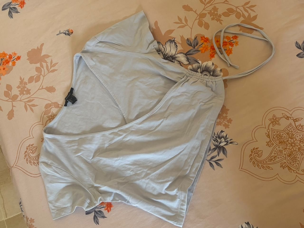 Pull bleu ciel a vendre 