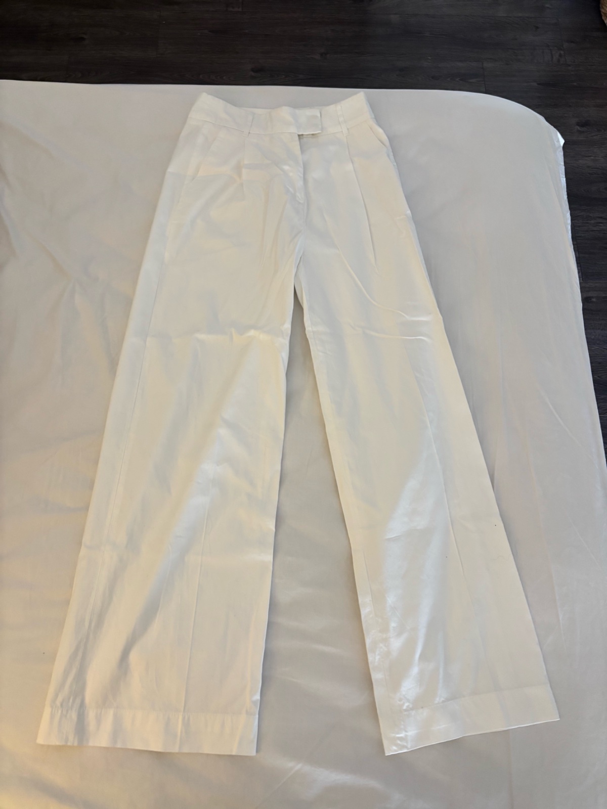Pantalon blanc taille haute en coton coupe large 