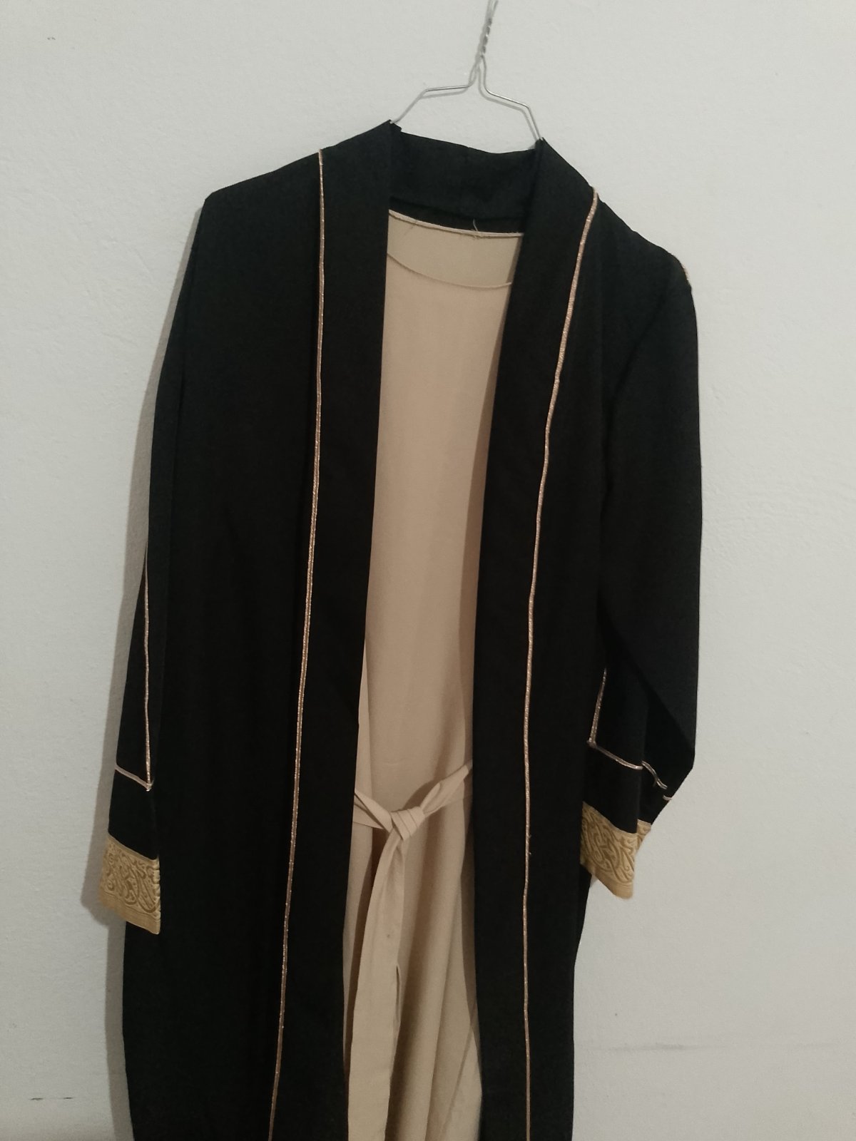 Abaya noir el beige 