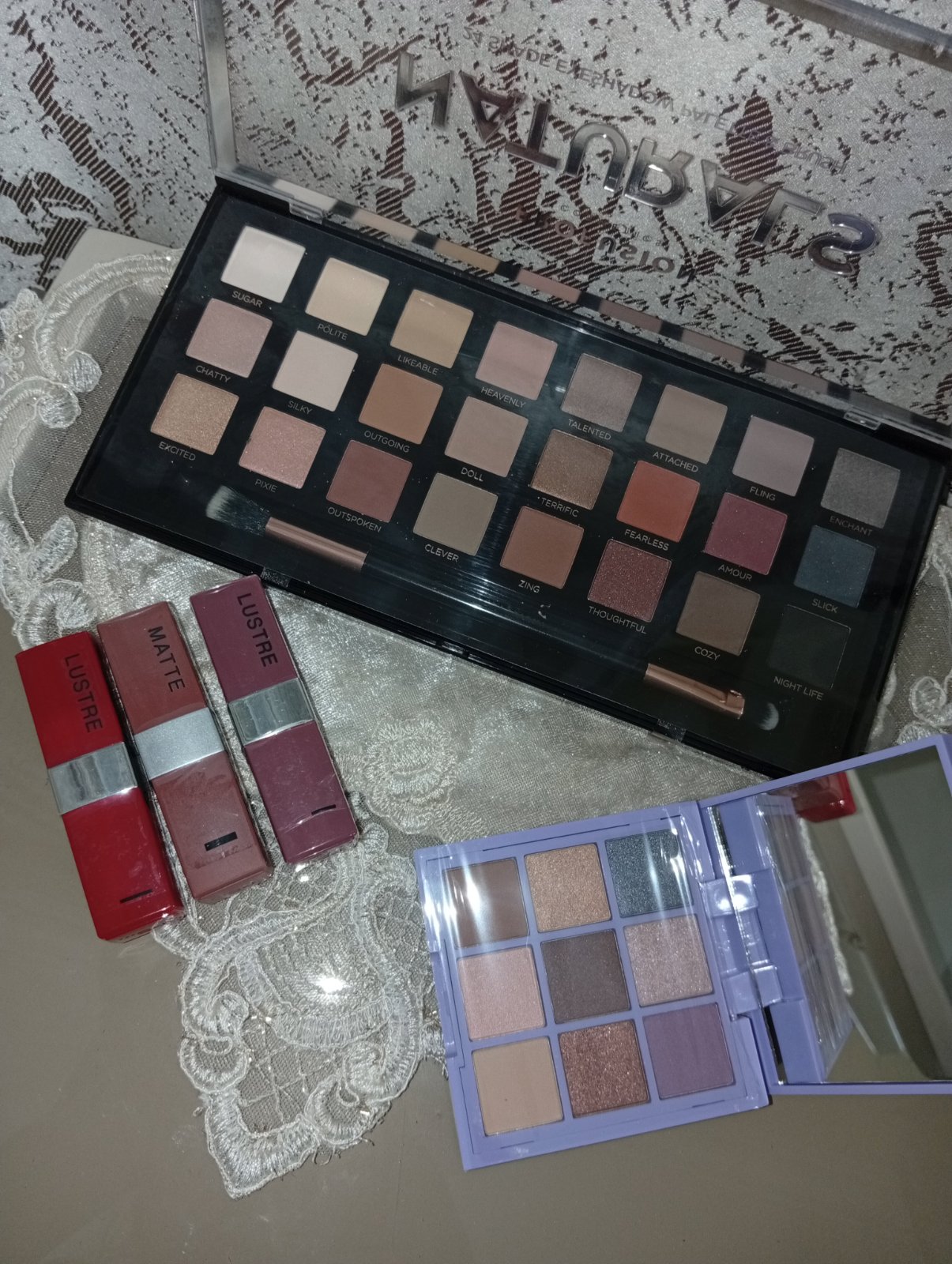 Lot makeup 