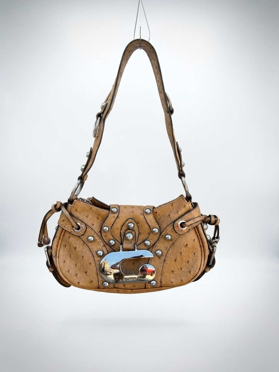 Vintage GUESS shoulder bag from early 2000s