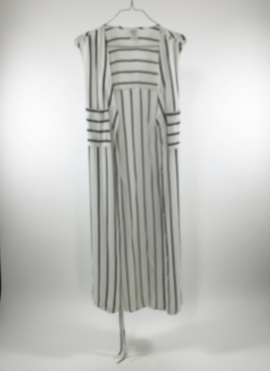 Robe blanc et noir