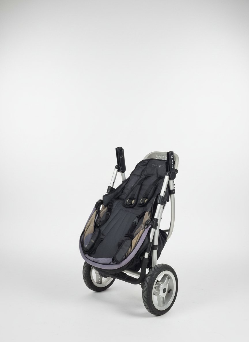 Poussette Quinny avec  trois roues