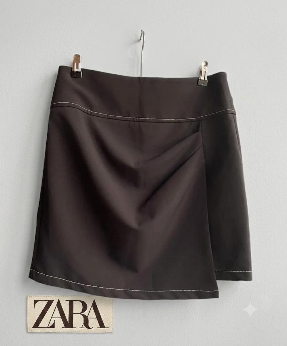 Jupe zara basic mini taille xs  / prix negociable 
