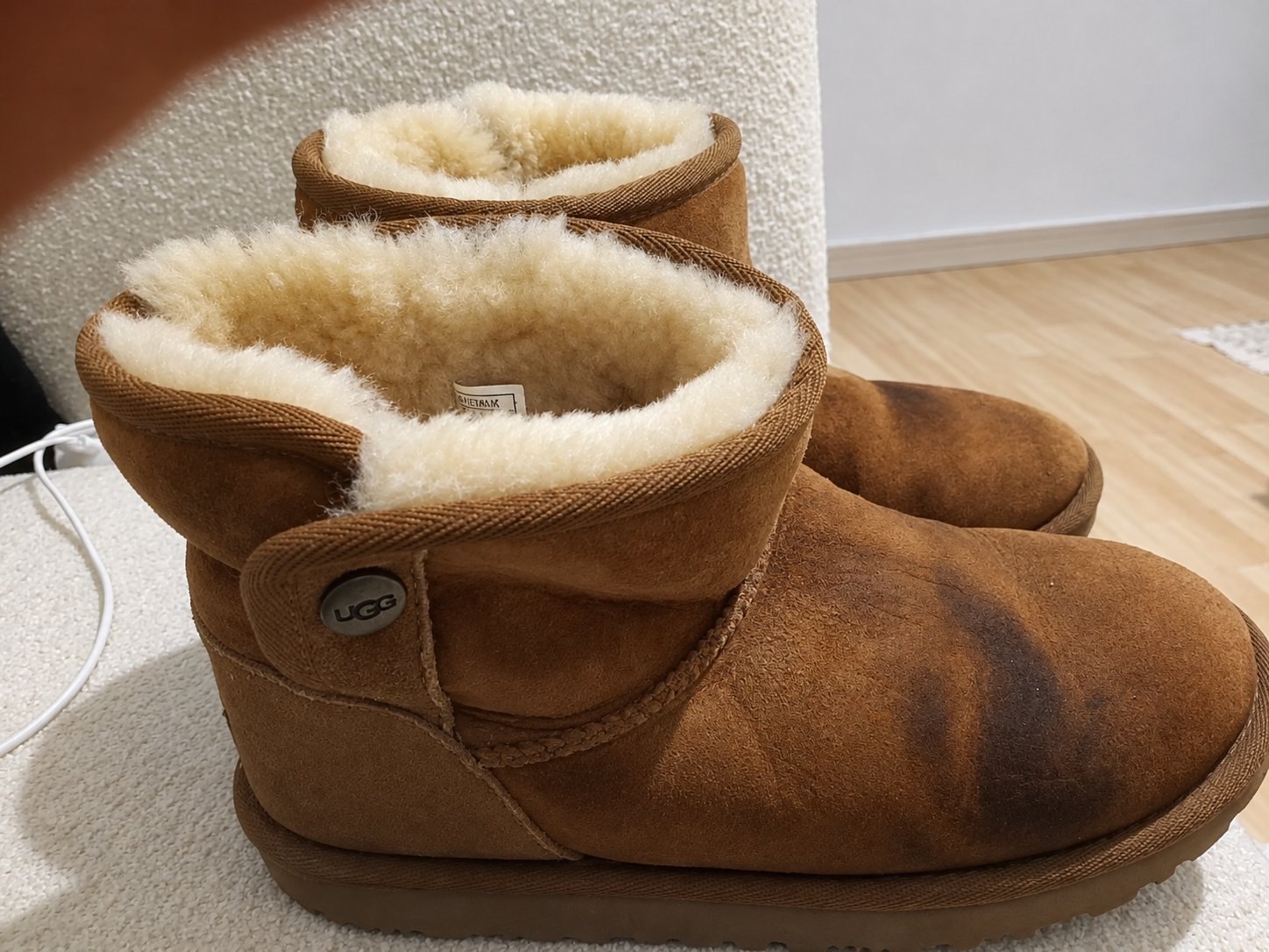 Bottines UGG Mini chestnut, pointure 36