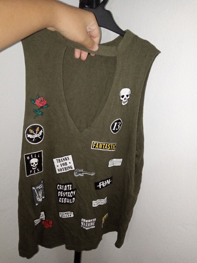 t-shirt 
