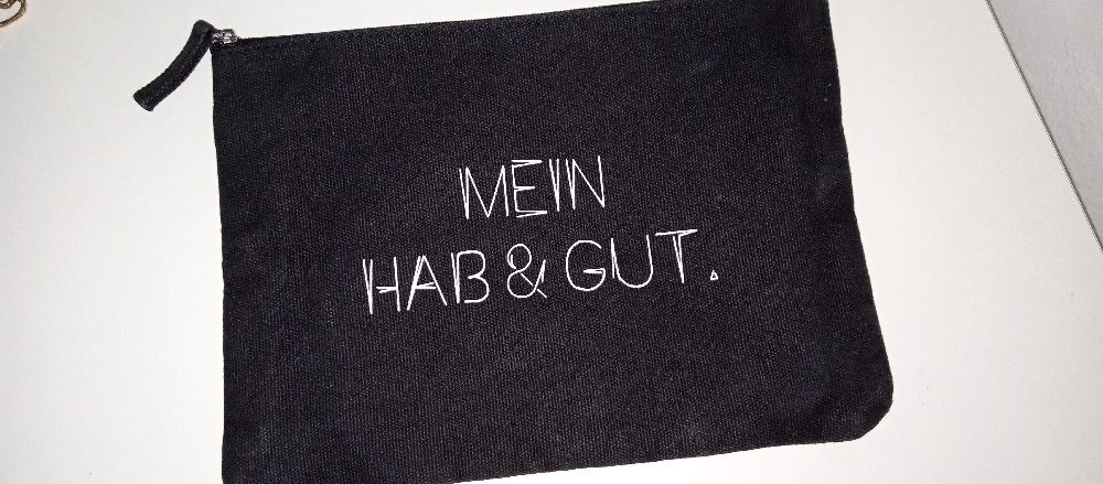 pochette de femme (maquillage / monnaie ..)