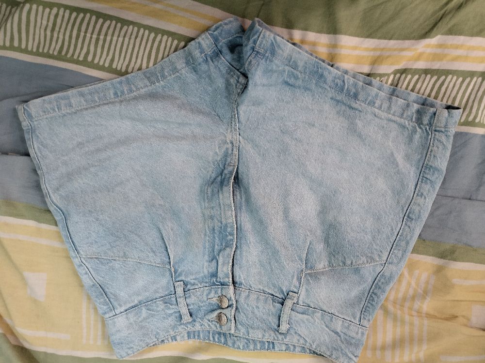 short Bershka 